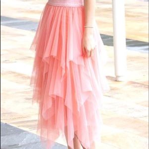 NWOT Peach tutu skirt. Size M